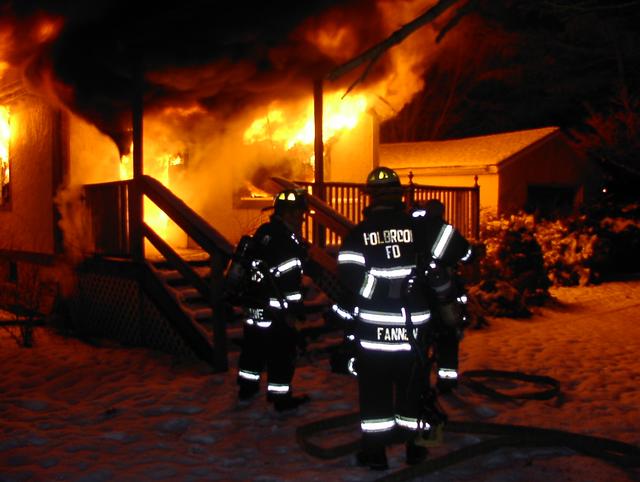 Abandoned House Fire on Mohawk Dr. 2-25-08